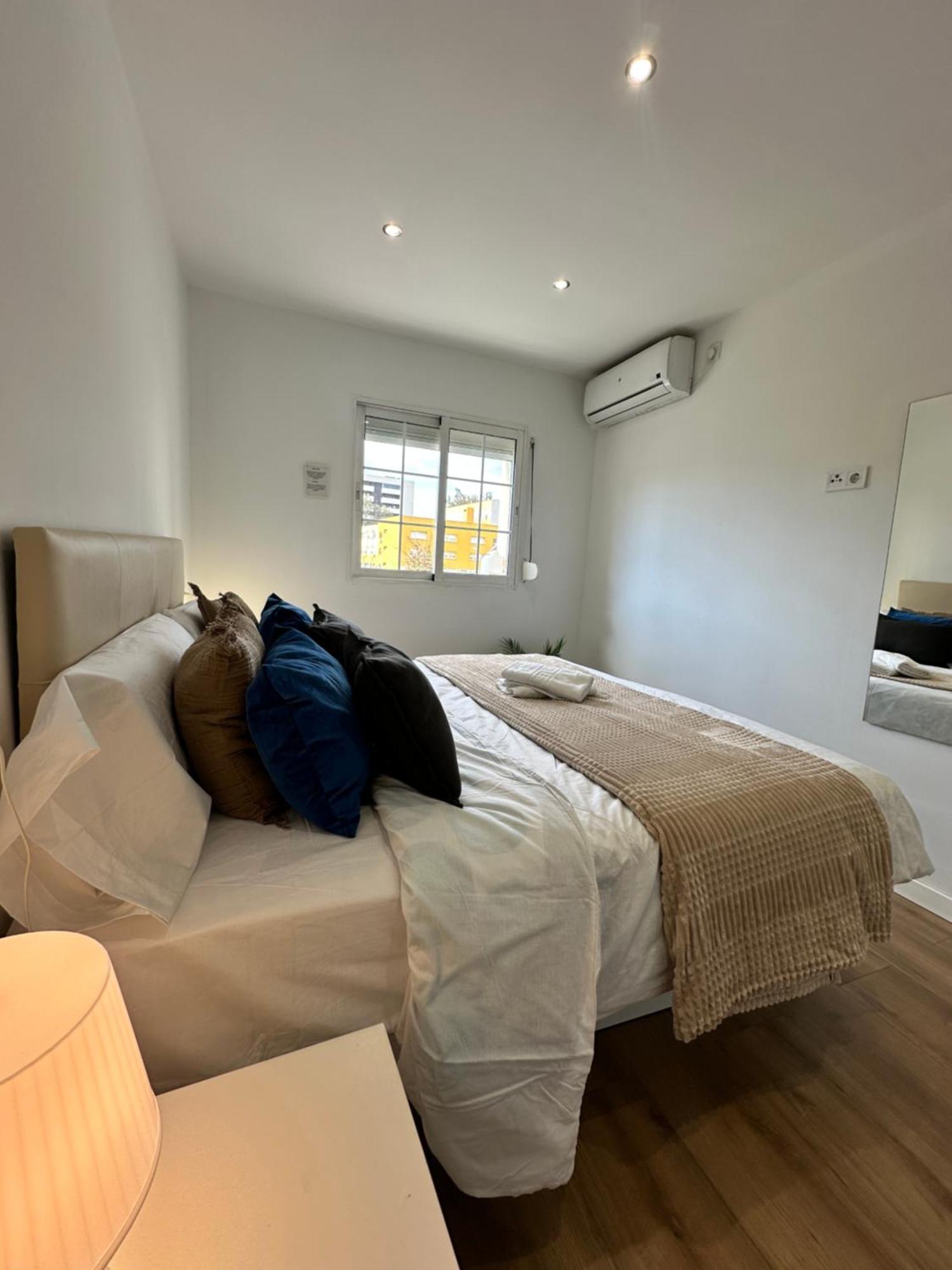 Claveles De Luxe Apartment Malaga Bagian luar foto